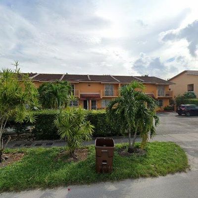 1460 W 39th Pl, Hialeah, FL 33012