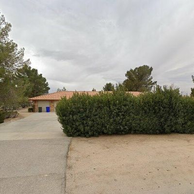 14690 Apple Valley Rd, Apple Valley, CA 92307