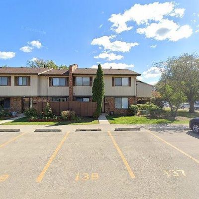 15 Tower Ct, Downers Grove, IL 60516