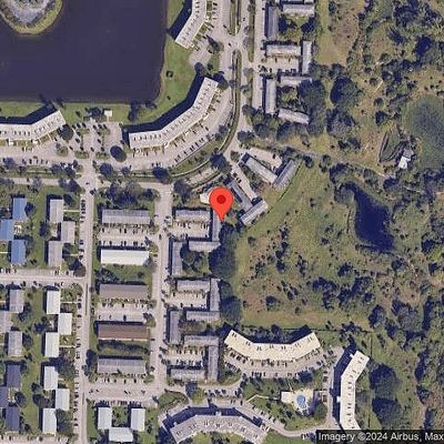 18 Golfs Edge, West Palm Beach, FL 33417