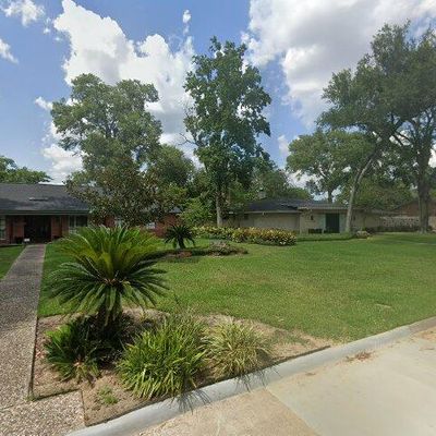 180 Summerwood St, Beaumont, TX 77706