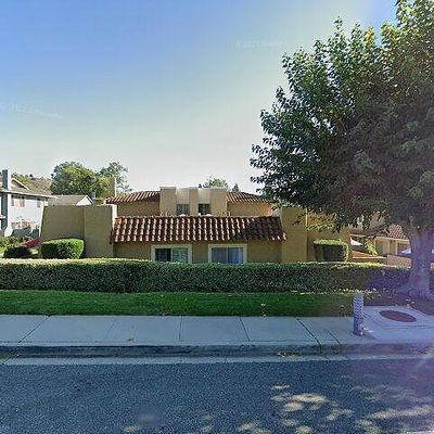 1802 Av De Las Flores, Thousand Oaks, CA 91362