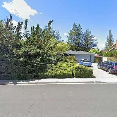 1858 School St, Moraga, CA 94556