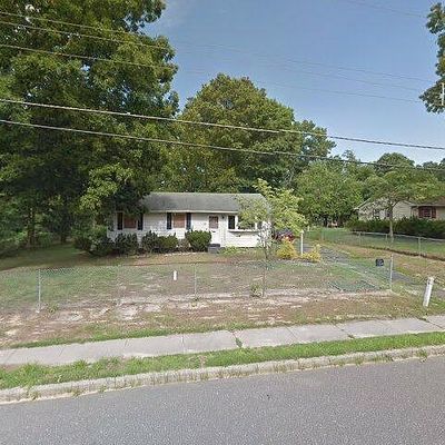 19 Waldens Dr, Bridgeton, NJ 08302