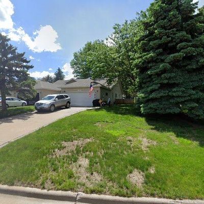 1900 Tuenge Dr, Stillwater, MN 55082