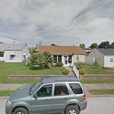 1906 Raymond Ave, Latrobe, PA 15650