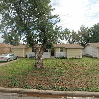 1907 Loma Linda St, Vernon, TX 76384