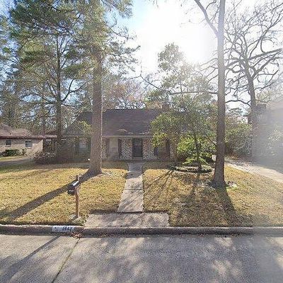 1942 Round Spring Dr, Kingwood, TX 77339