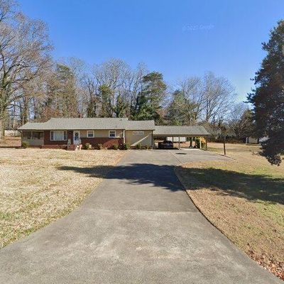 199 Tipperary Ln, Winston Salem, NC 27104