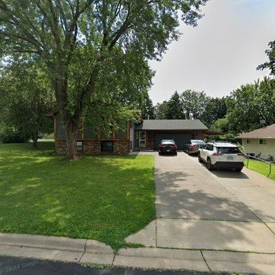 1996 Kingston Ave E, Saint Paul, MN 55109