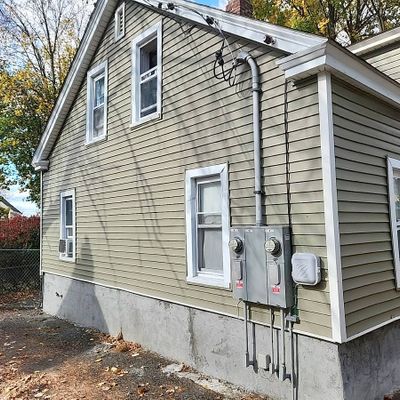 2 Harrison Pl, Lowell, MA 01850