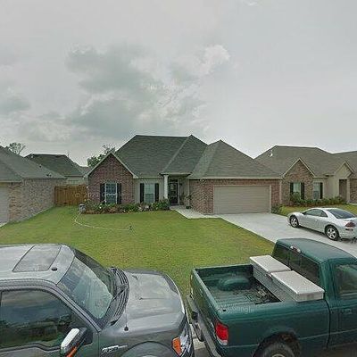 17099 Richmond Dr, Prairieville, LA 70769