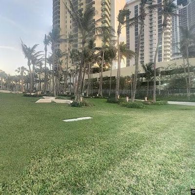 17475 Collins Ave #2302, Sunny Isles Beach, FL 33160