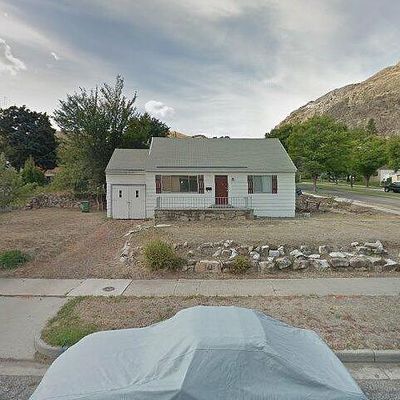 210 Stevens Ave, Coulee Dam, WA 99116