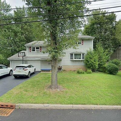 211 Campora Dr, Northvale, NJ 07647