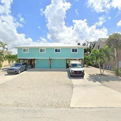 21671/673 Indian Bayou Dr, Fort Myers Beach, FL 33931