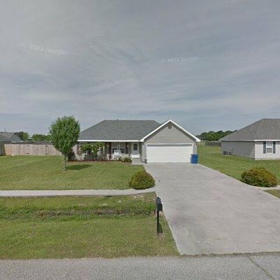 221 Country Living Dr, Lafayette, LA 70507