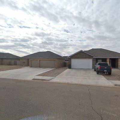 225 Non Pareil Ln, Clovis, NM 88101