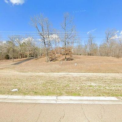 22695 Us Highway 412 E, Darden, TN 38328