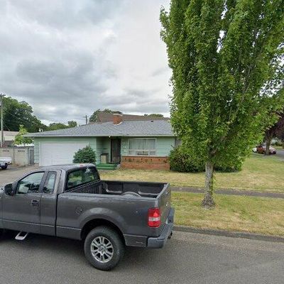 2006 Florida St, Longview, WA 98632