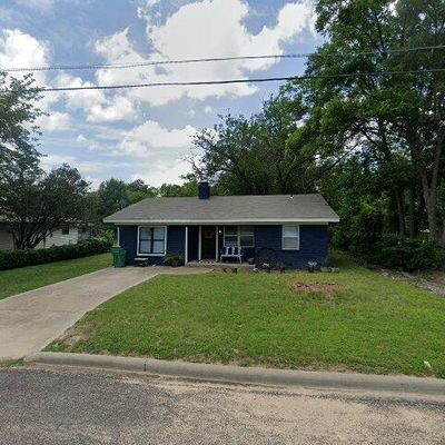 204 Rowland St, Stephenville, TX 76401