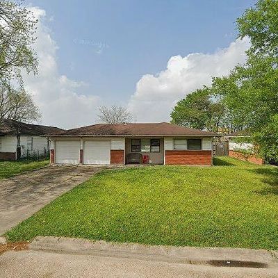 205 E 1 St St, Deer Park, TX 77536