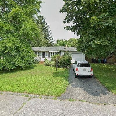 25 Walker Rd, Warwick, RI 02889