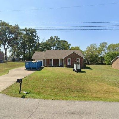 2508 Atwood Dr, Clarksville, TN 37040