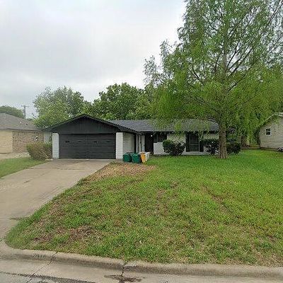 2610 Mears Dr, Gatesville, TX 76528