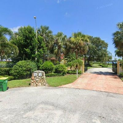 265 Stewart Dr, Merritt Island, FL 32952