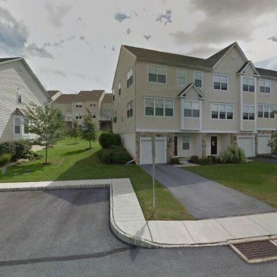 2724 Fynamore Ln, Downingtown, PA 19335