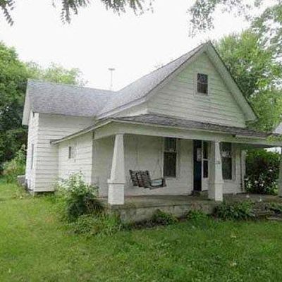 230 S High St, Jamestown, IN 46147