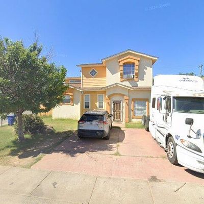 2306 Loma Vista Dr, Laredo, TX 78046