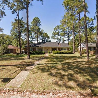 2309 Forest Glen Dr, Albany, GA 31707