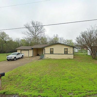 234 Texas St, Wills Point, TX 75169