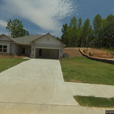 2349 Remington Dr, Commerce, GA 30529