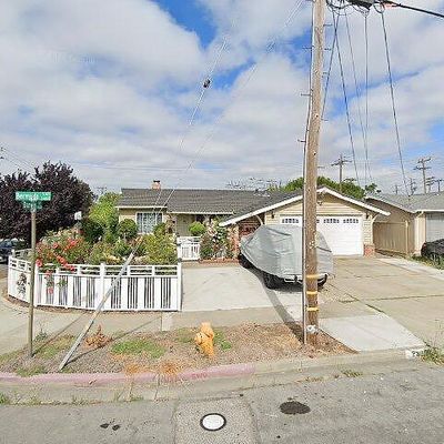 2399 Bermuda Ln, Hayward, CA 94545