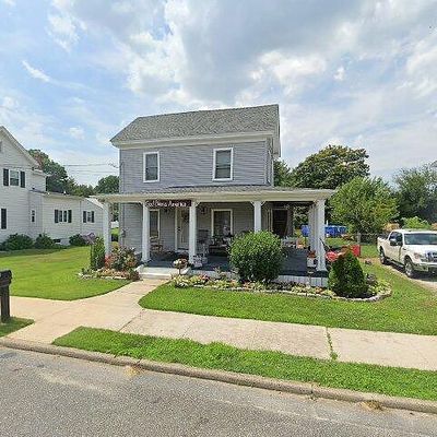 243 Broad St, Elmer, NJ 08318