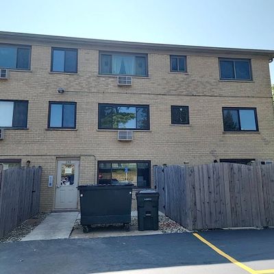 245 N Smith St #2 W, Palatine, IL 60067