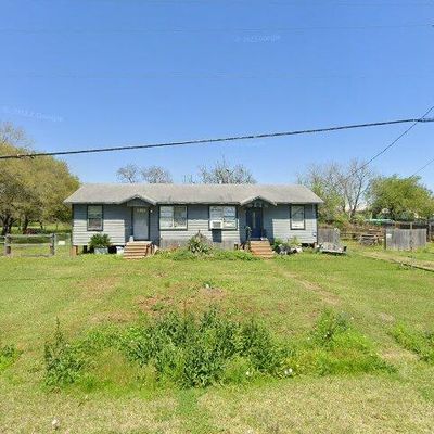 306 Banana St, La Marque, TX 77568