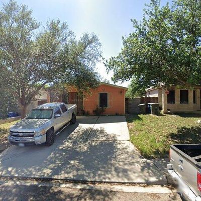 3072 Saint Margaret Ln, Laredo, TX 78046