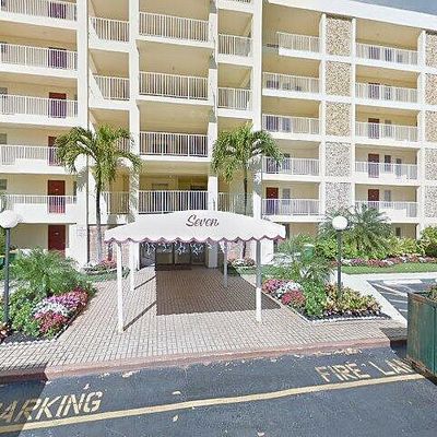 2801 N Palm Aire Dr #301, Pompano Beach, FL 33069