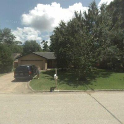 28206 Doverbrook Dr, Huffman, TX 77336