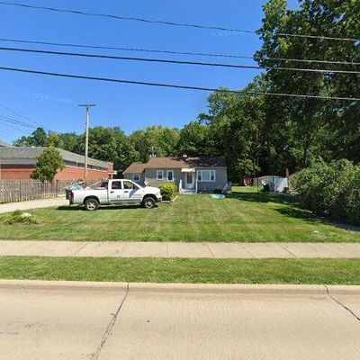 2871 Bishop Rd, Wickliffe, OH 44092