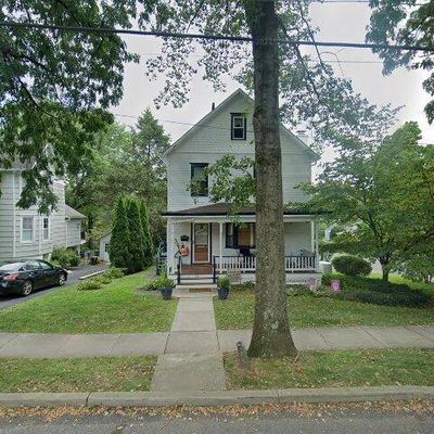 29 Hart Ave, Hopewell, NJ 08525