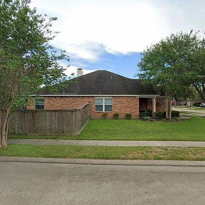 2901 Autumnbrook Ln, Pearland, TX 77584