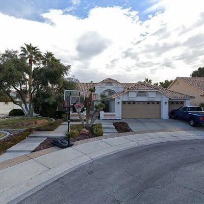 2924 Autumn Haze Ln, Las Vegas, NV 89117