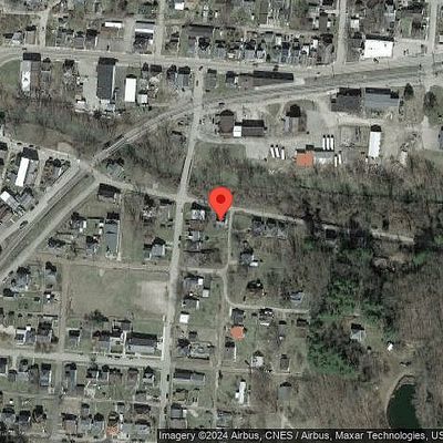 36 Front St, Glouster, OH 45732