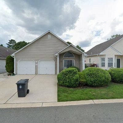 36 Highland Dr, Manahawkin, NJ 08050