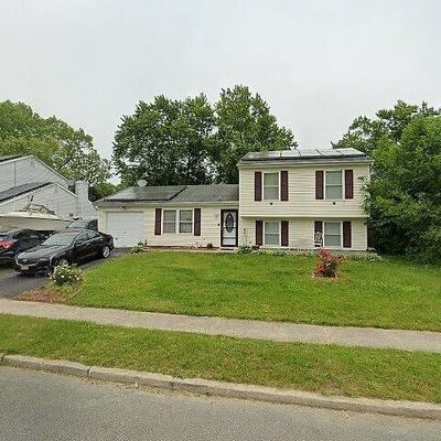 38 Windward Dr, Barnegat, NJ 08005